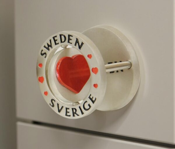 Magnet - Sverigeflagga och Hjärta, Spin